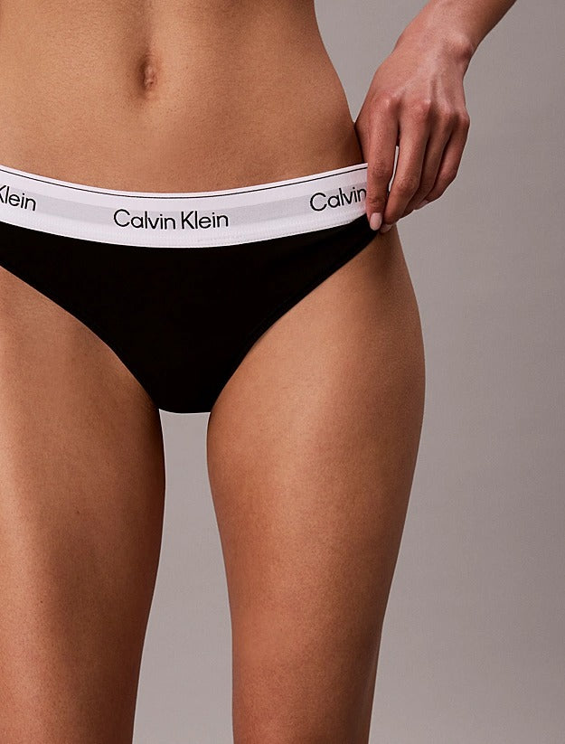 CK Thong LV00QF8518 UB1 CALVIN KLEIN