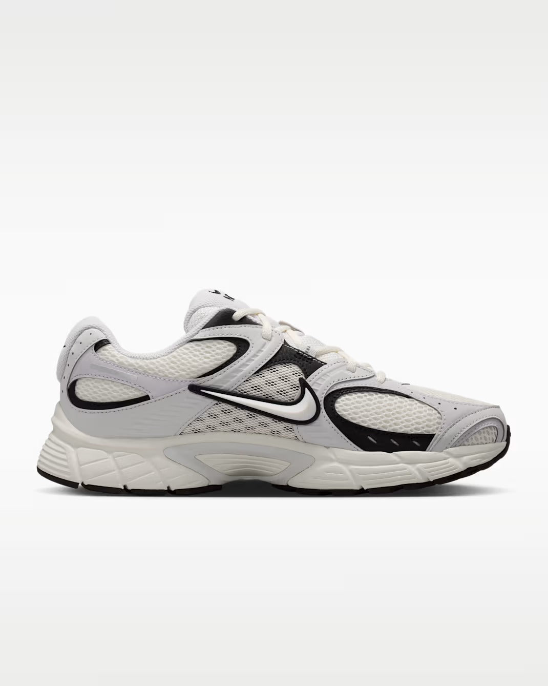 Nike V5 RNR IO7835 100 NIKE