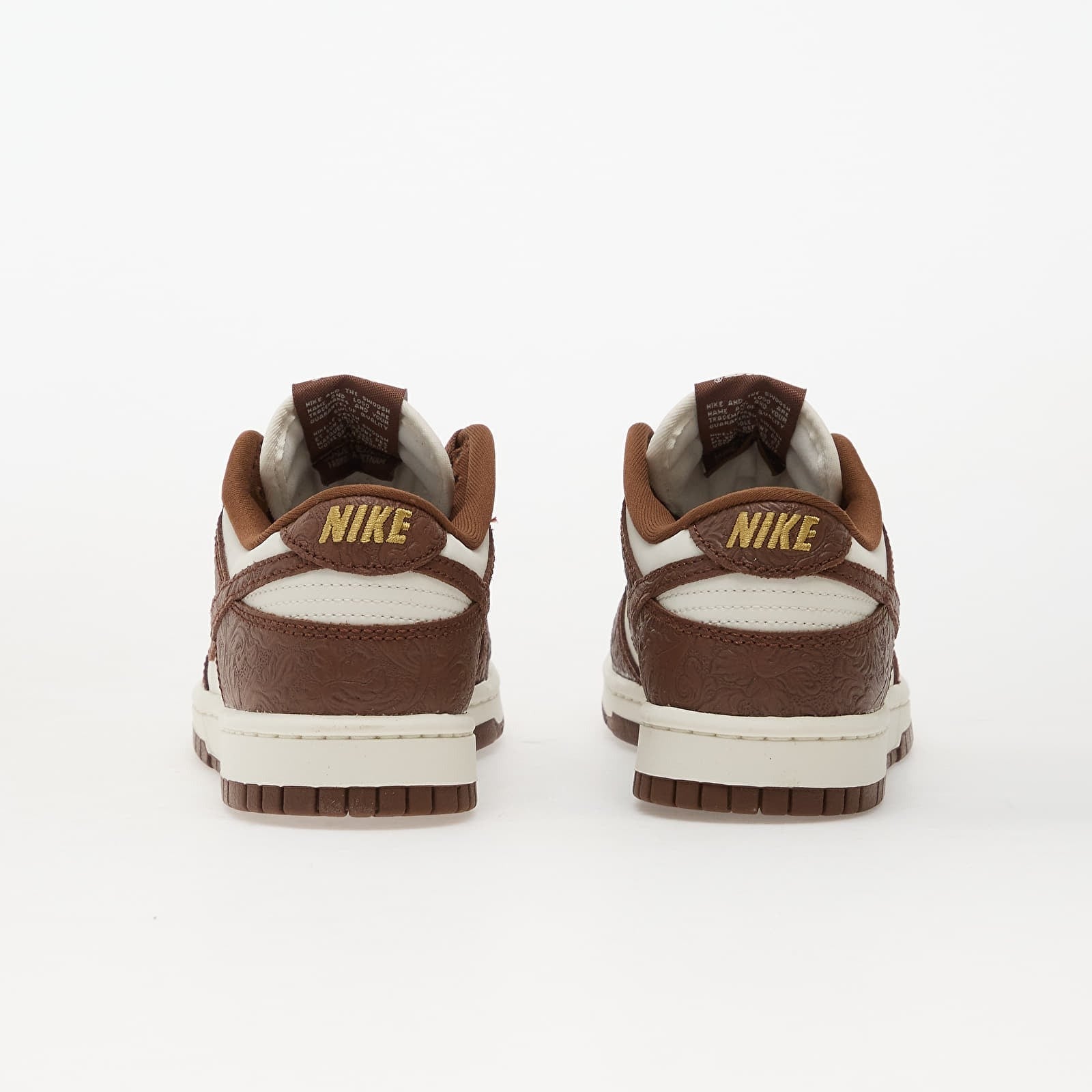 Dunk Low IF3944 100 NIKE