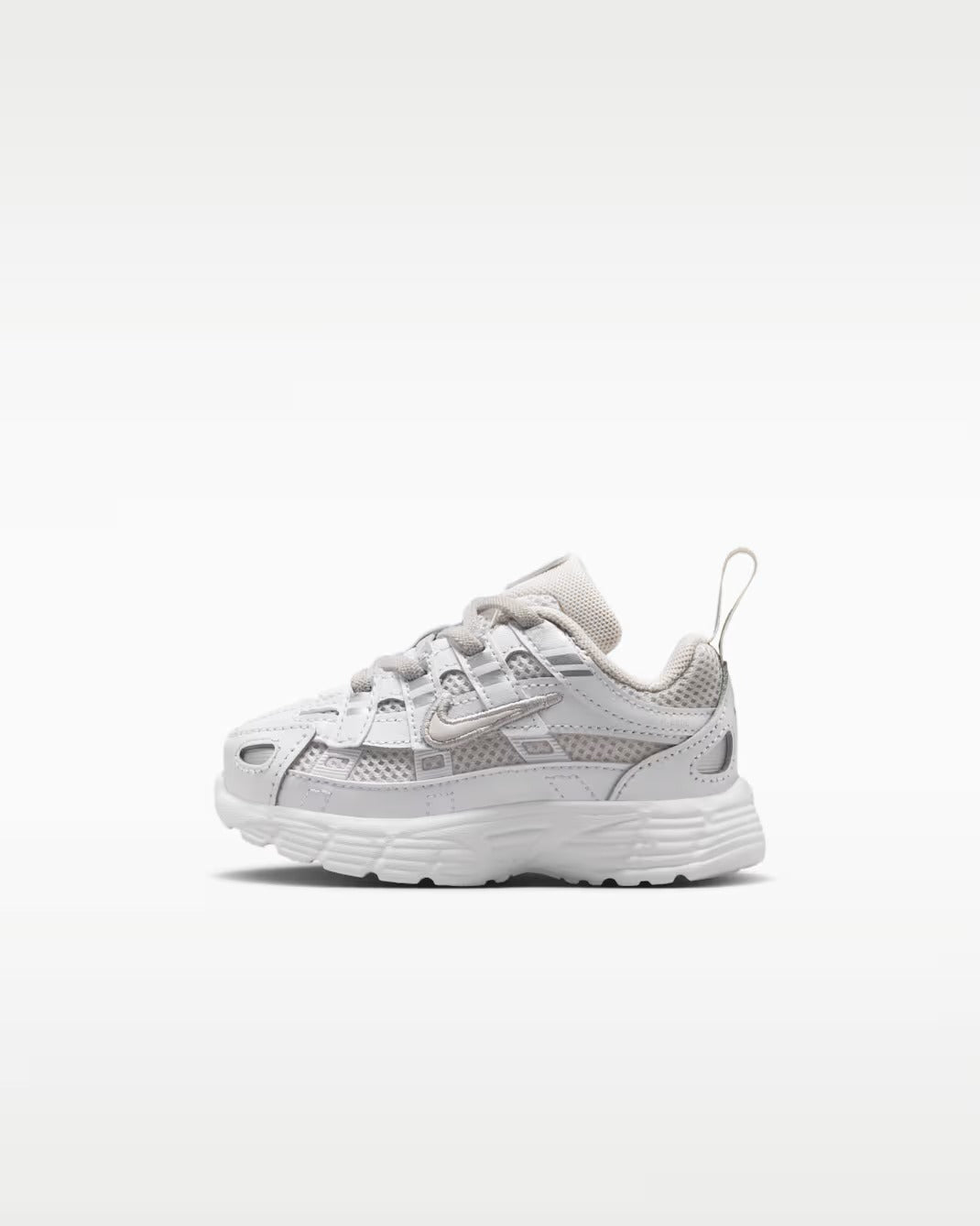 Nike P-6000 IO4646 017 NIKE