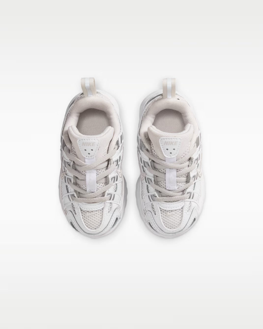 Nike P-6000 IO4646 017 NIKE