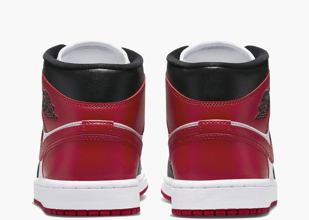 NIKE 554724079