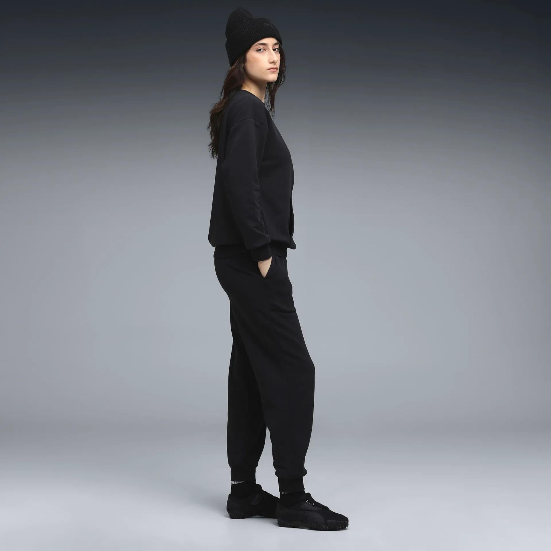 Sweat Suit Relaxed FL cl 688160 01 PUMA