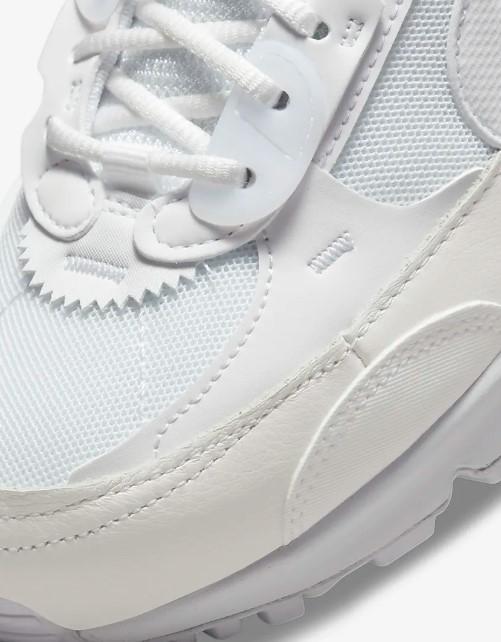 DM9922 101 NIKE