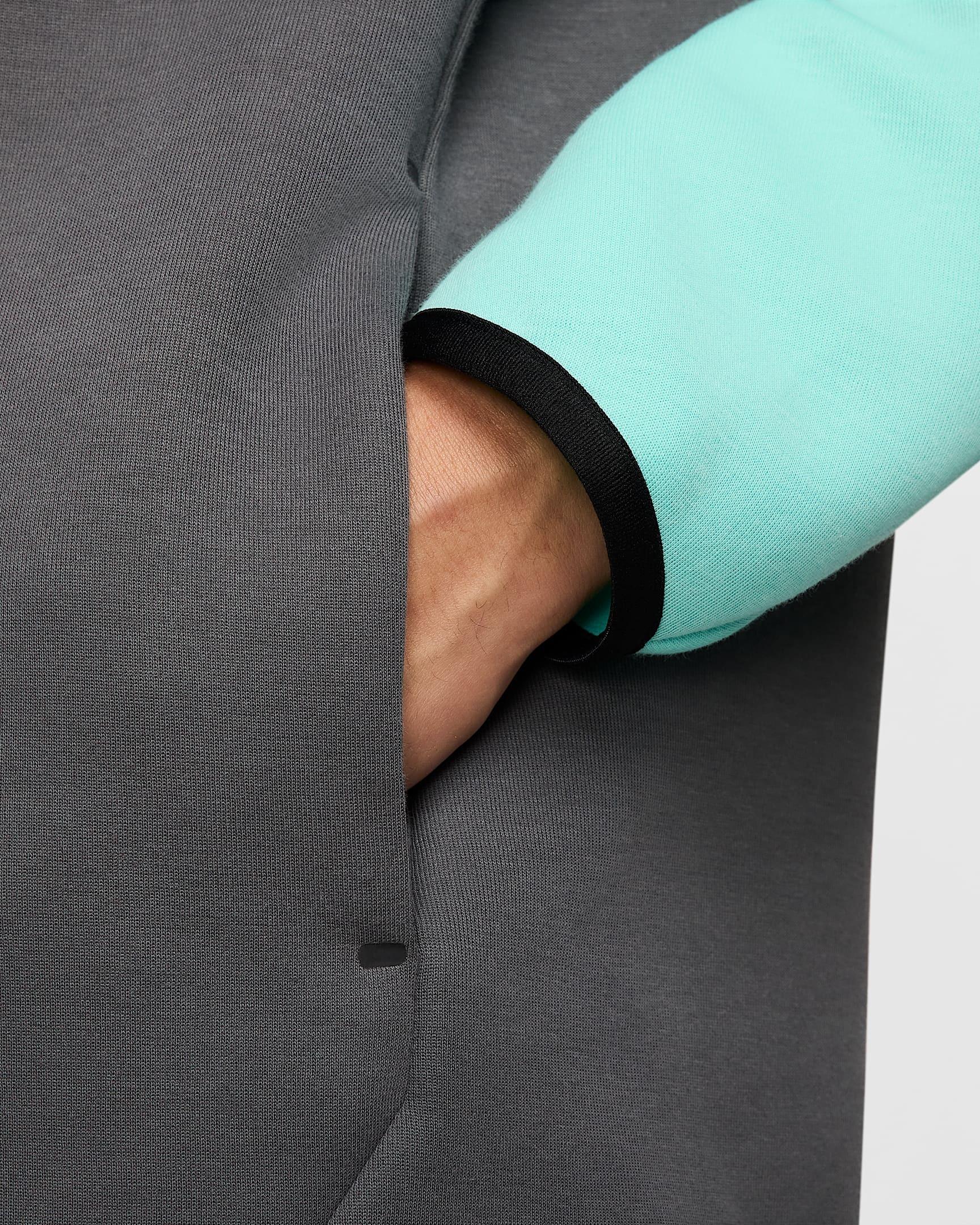 Tech Fleece HV6512 068 NIKE