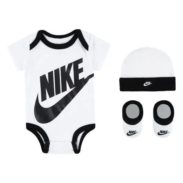 3 PIECE INFANT SET CAPPELLINO BODY CALZINI LN0073 001 NIKE