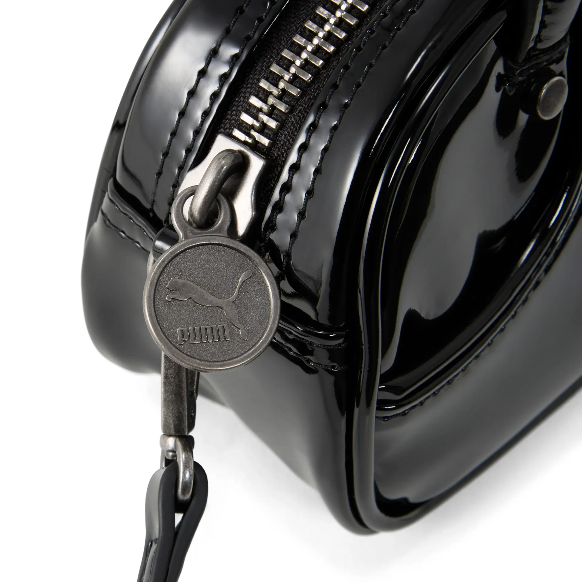 1976 Micro Grip Bag 091824 02 PUMA