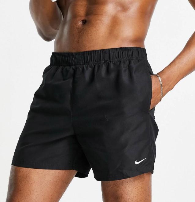 ESSENTIAL NESSA560 001 NIKE