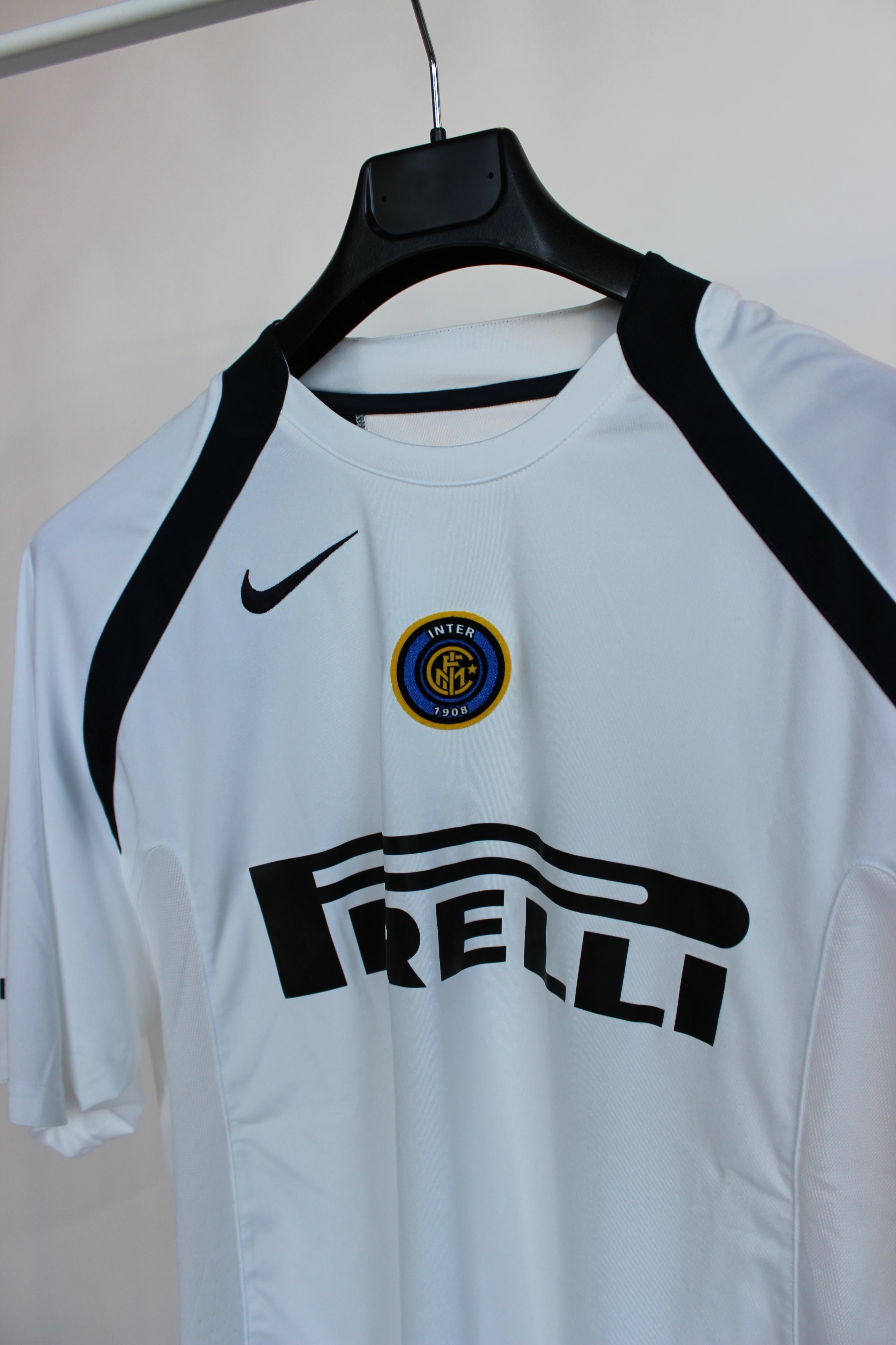 2005/2006 Inter Nike Training Shirt 195855 100 NIKE