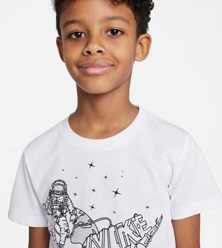 Satelite Graphic SS TEE 86K606 001 NIKE