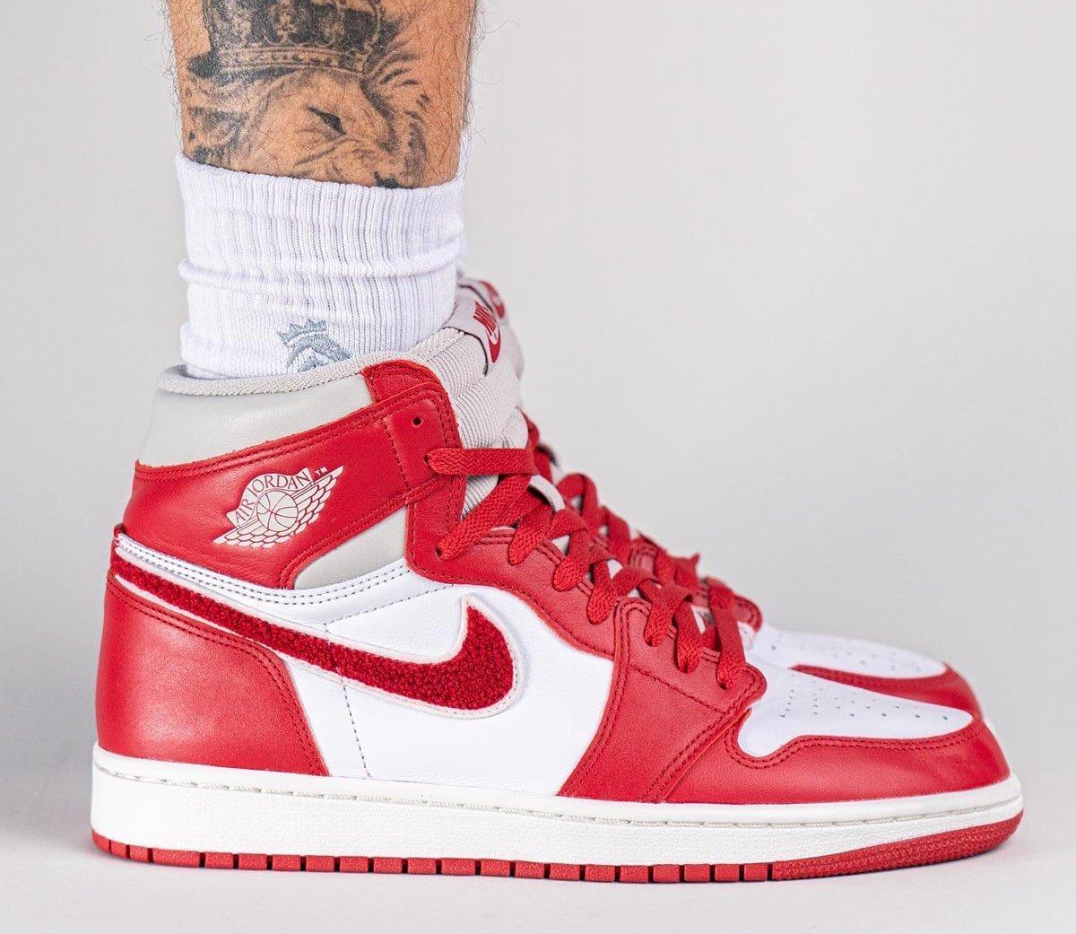 Air Jordan 1 DJ4891 061 JORDAN