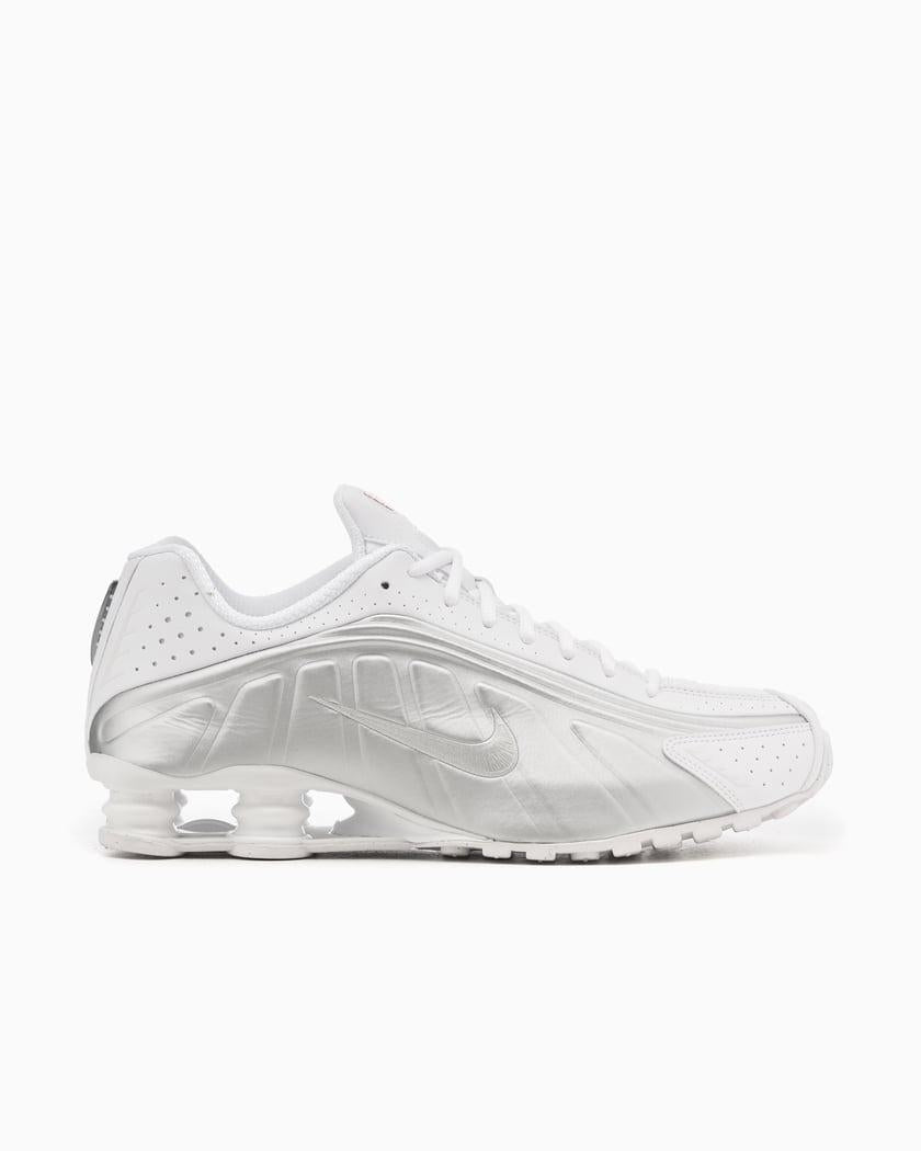 Shox R4 HQ1988 101 NIKE
