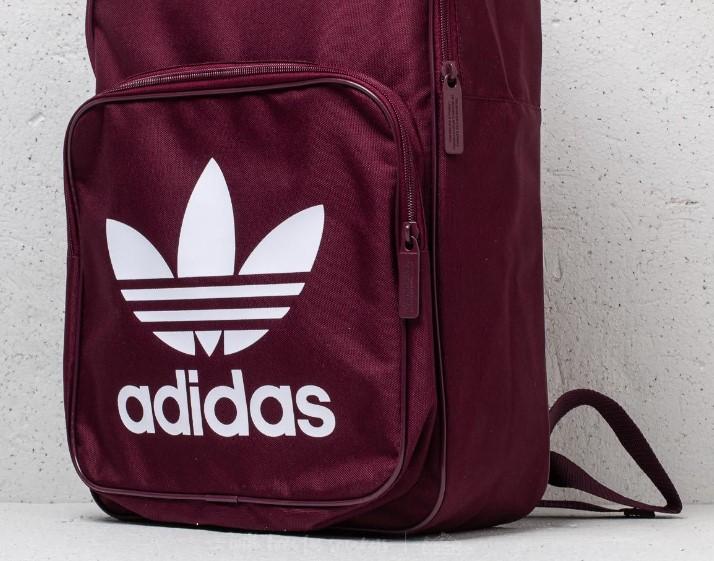 Classic trefoil DQ3158 ADIDAS