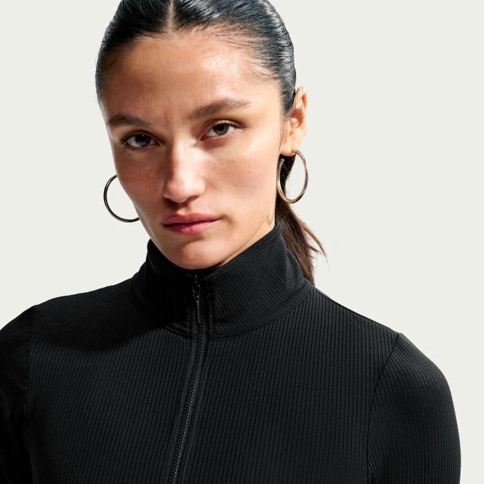 Chill Top IF0577 010 NIKE