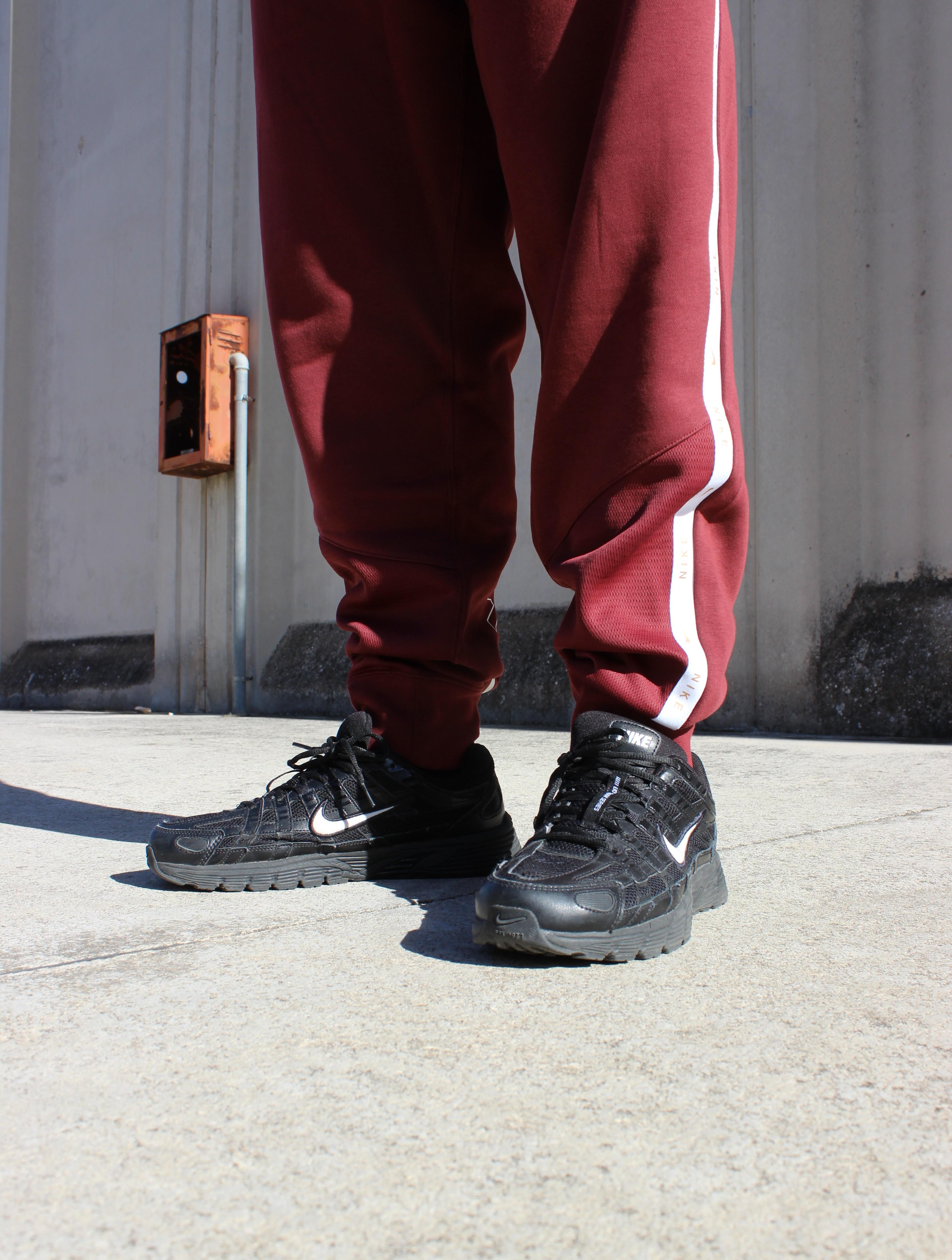 Tuta Con Cappuccio e Zip Con Cuciture A Contrasto IH4285 619 NIKE