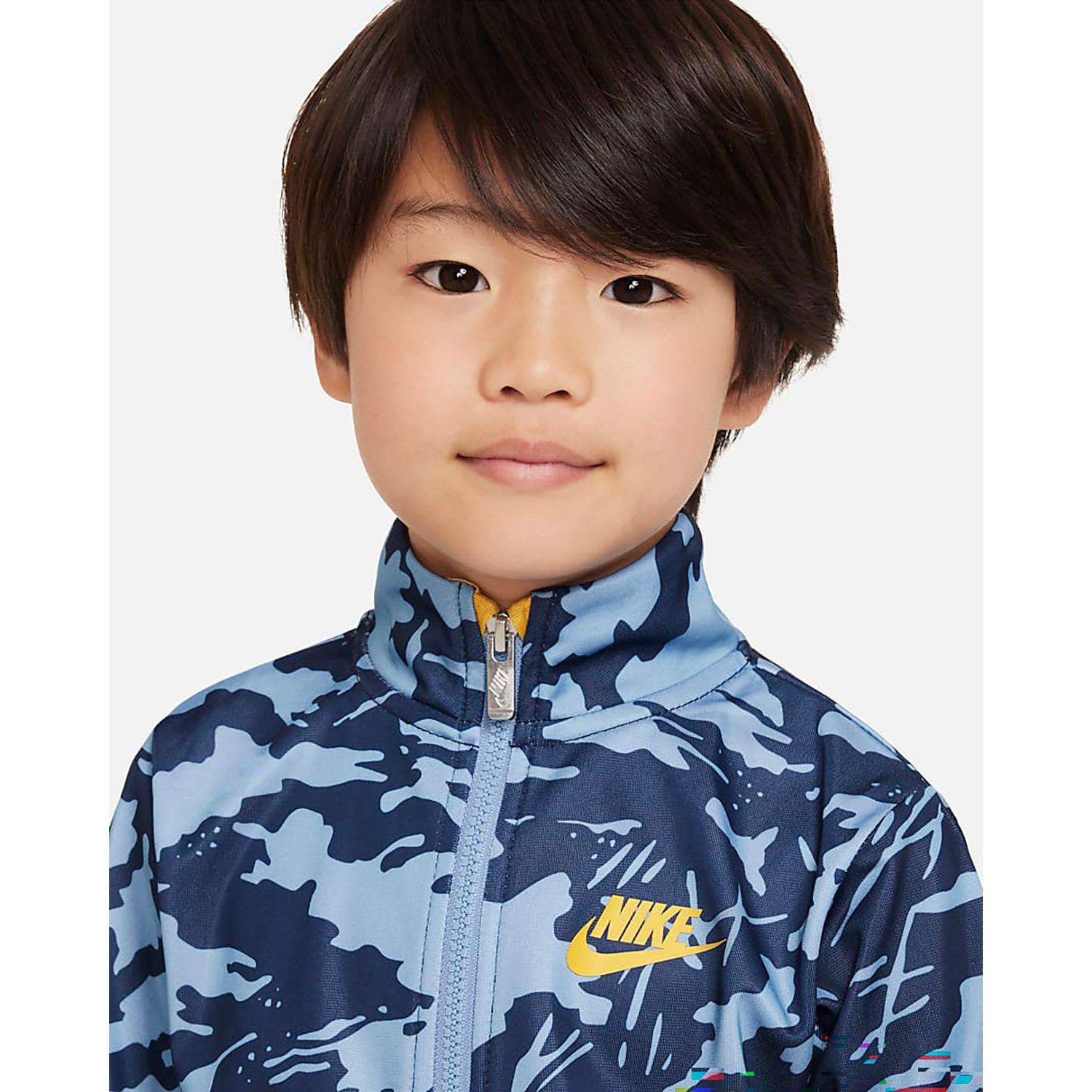 Nike Club Camo 86J810 U90 NIKE