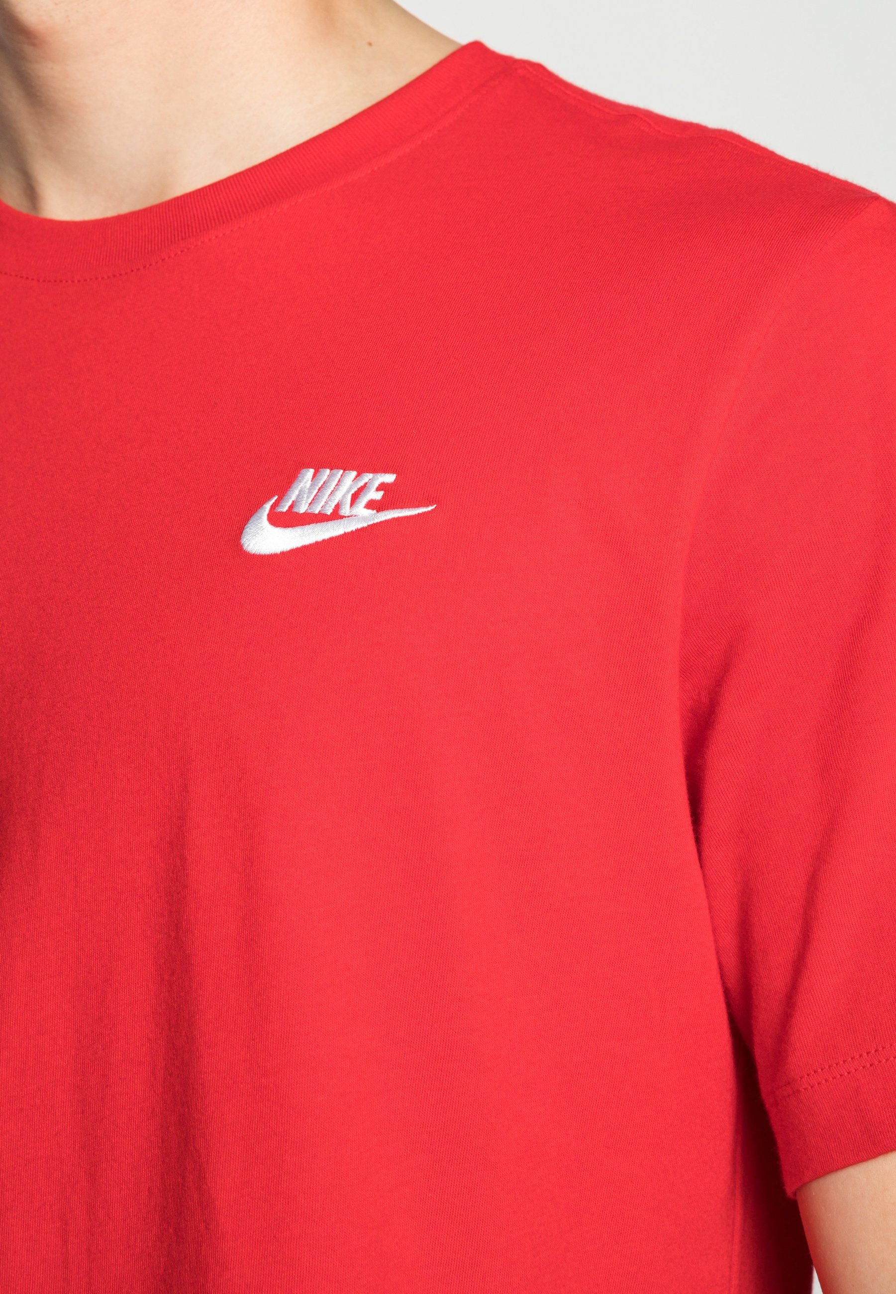 Club Tee Nsw AR4997 657 NIKE