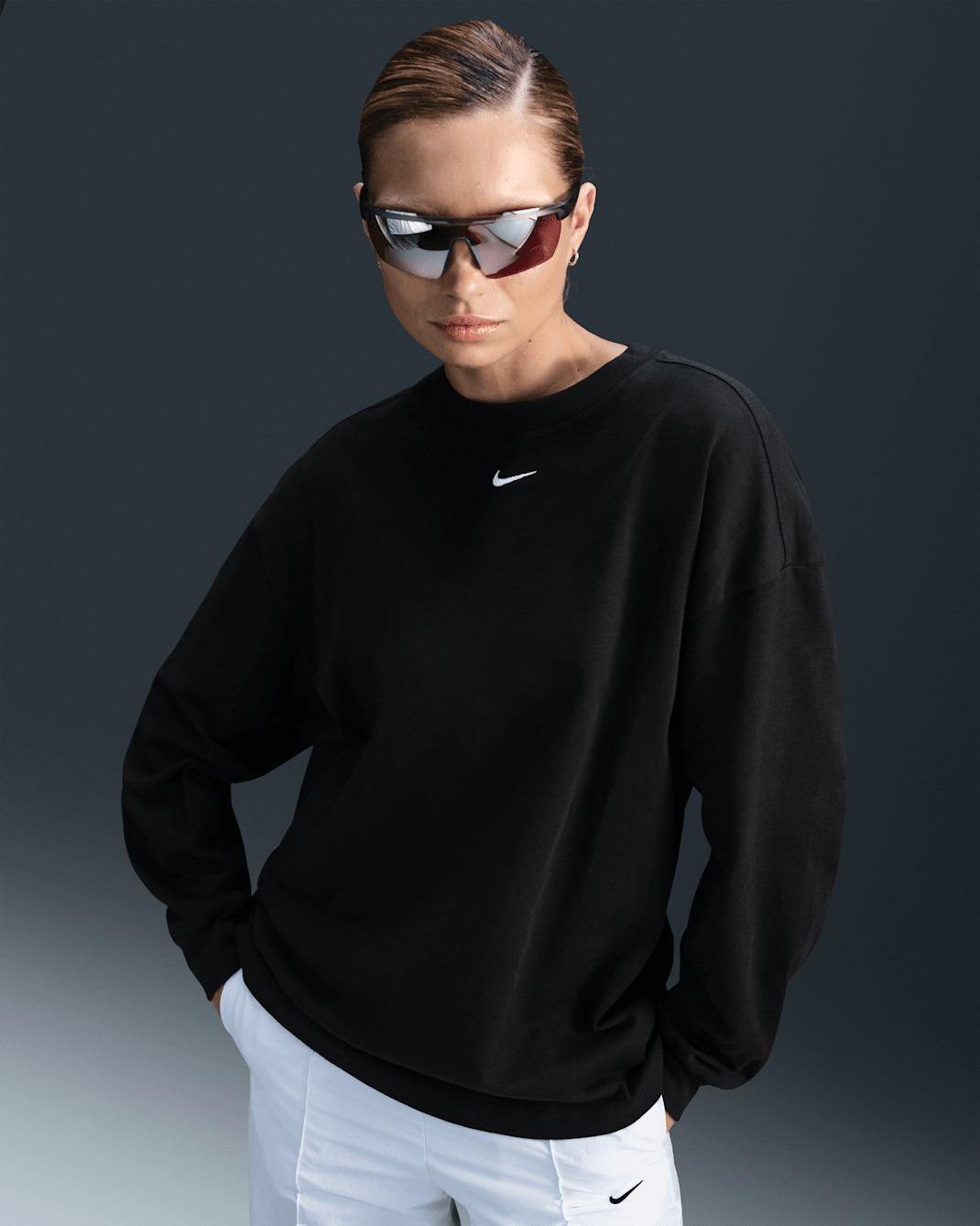 Nike Sportswear Essential HF5320 010 NIKE