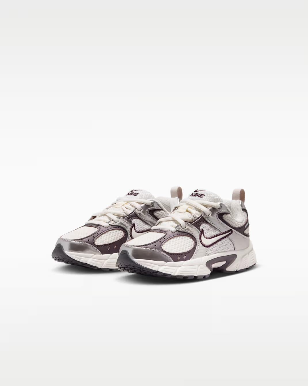 Nike V5 Lace IR2305 005 NIKE