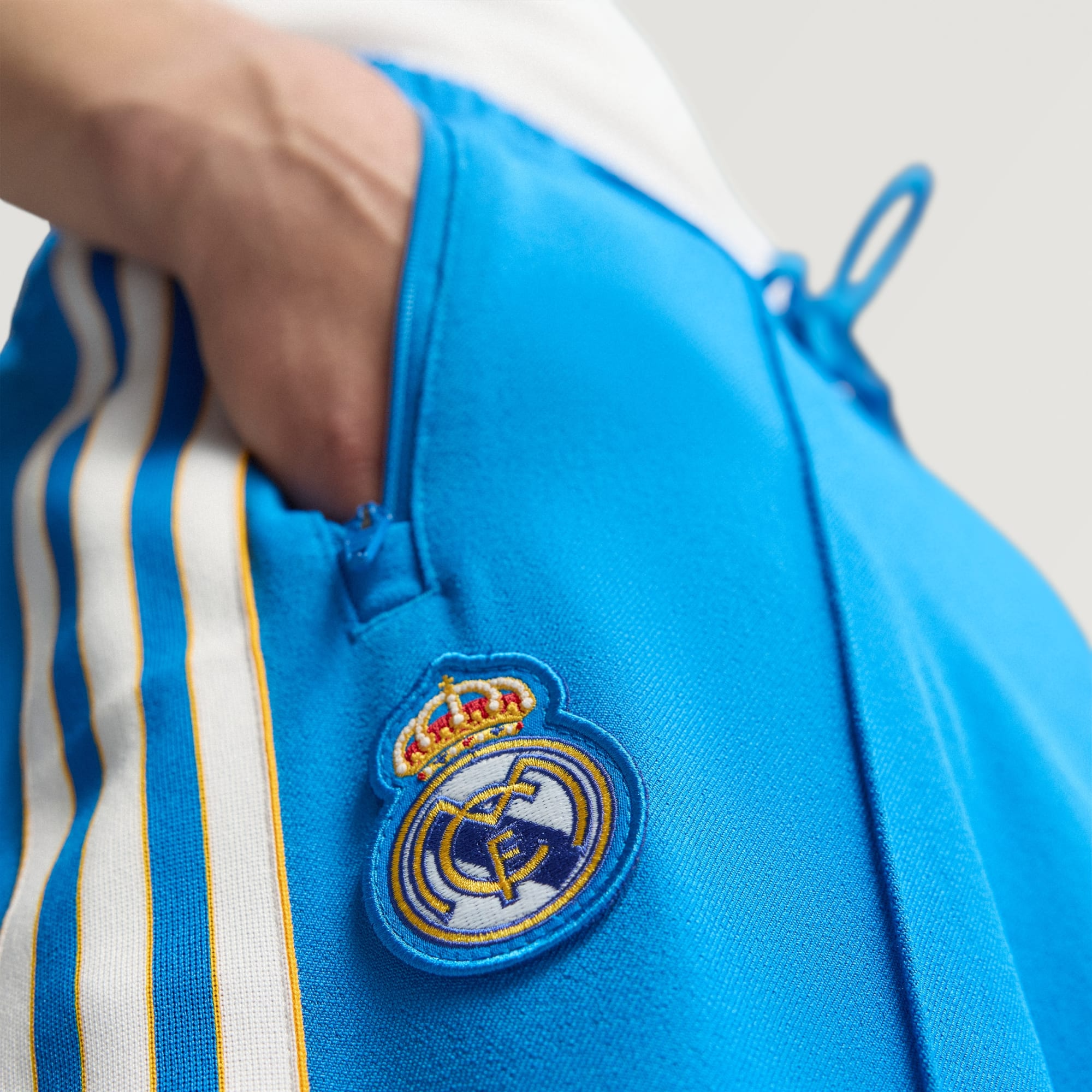 Real Madrid Terrace Icons Track Top JN3058 UNI ADIDAS