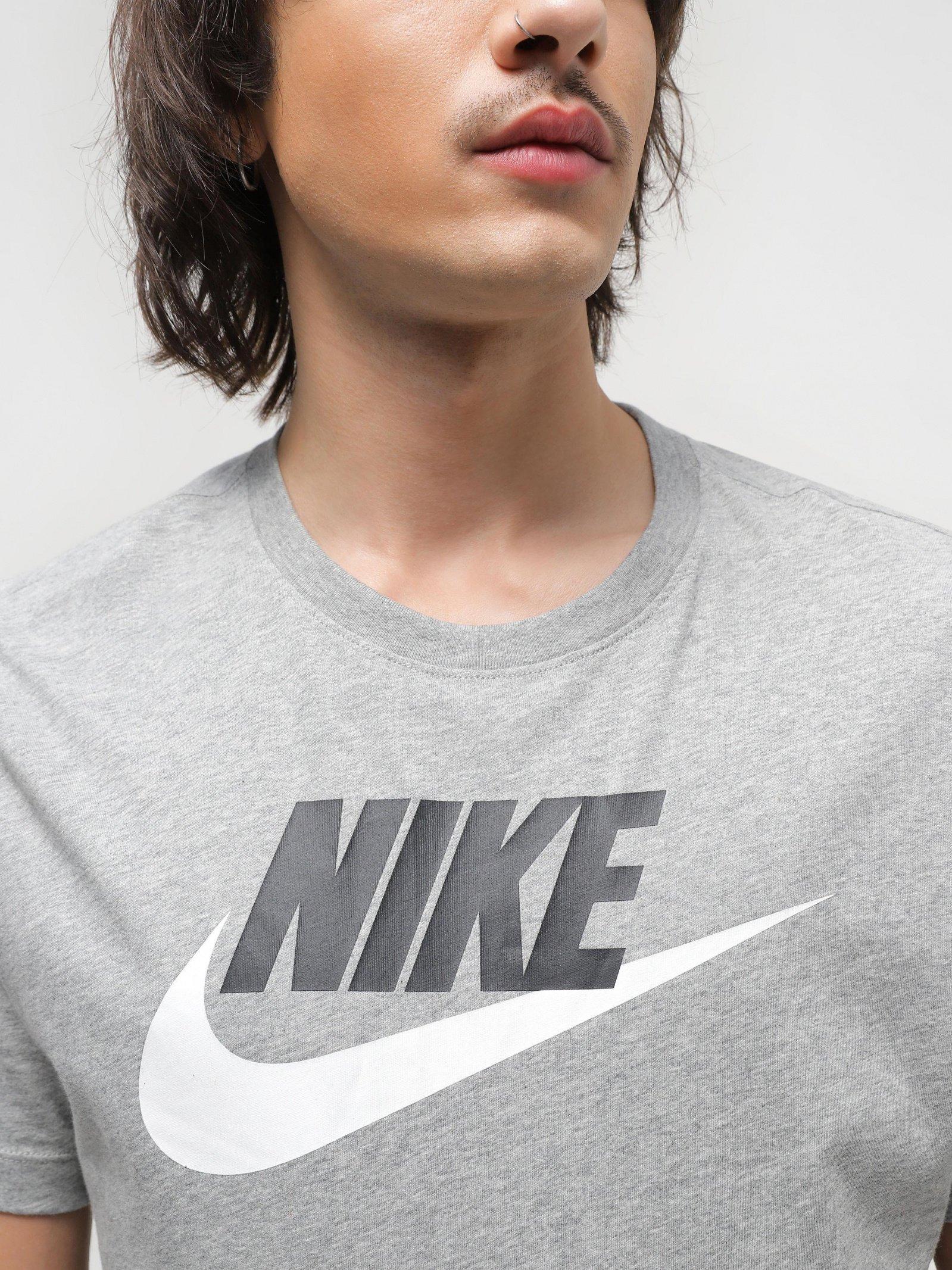 Icon Futura AR5004 063 NIKE