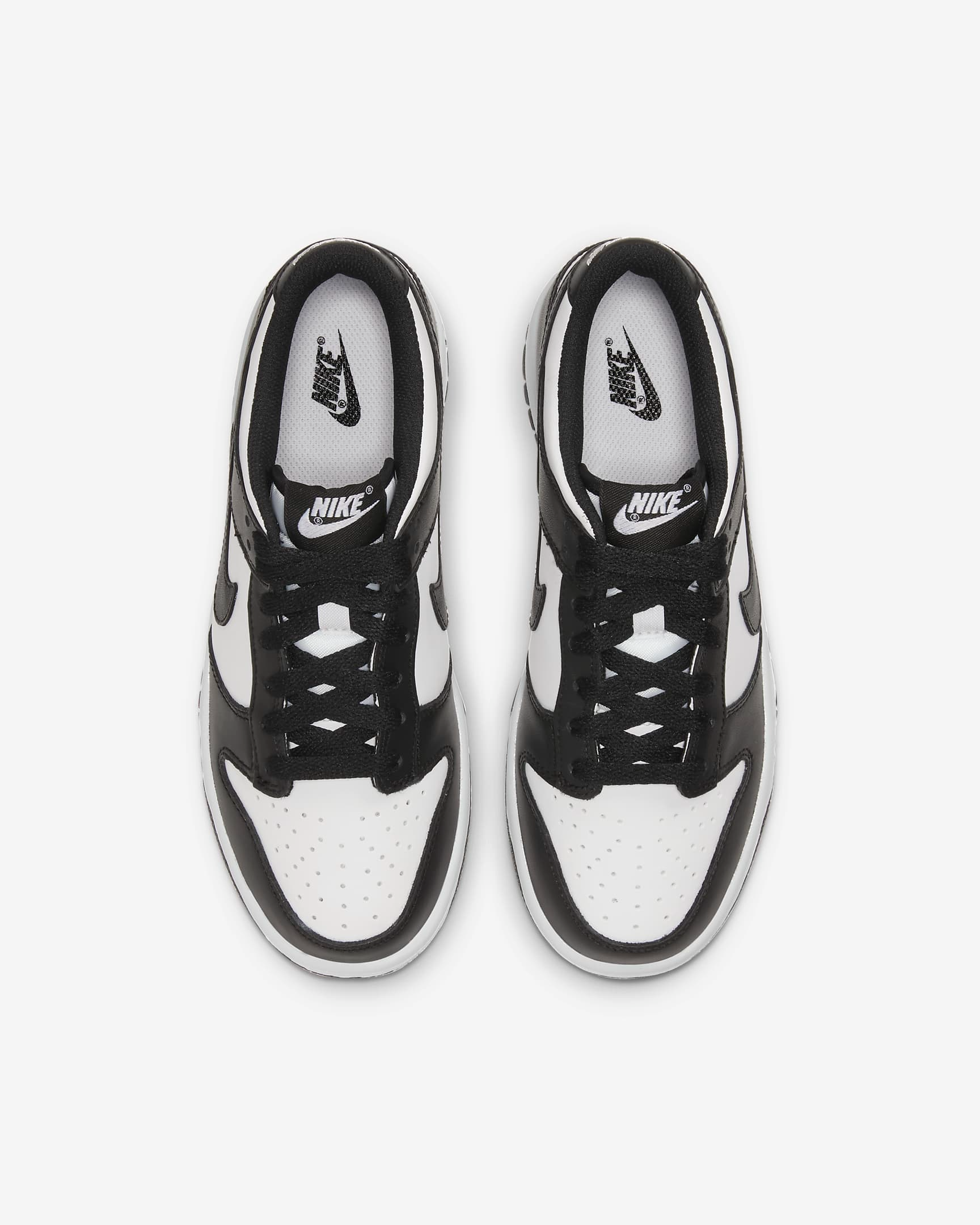 CW1590 100 NIKE