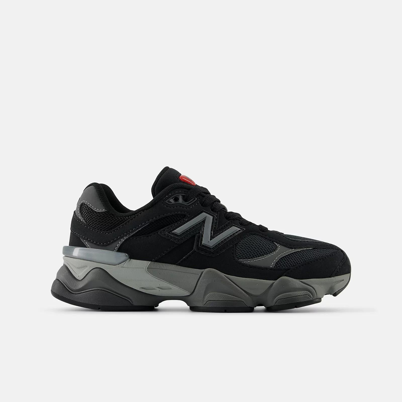 New Balance 9060 GC9060 BK NEW BALANCE