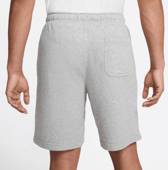 NK CLUB+ FT SHORT MLOG FB8830 063 NIKE