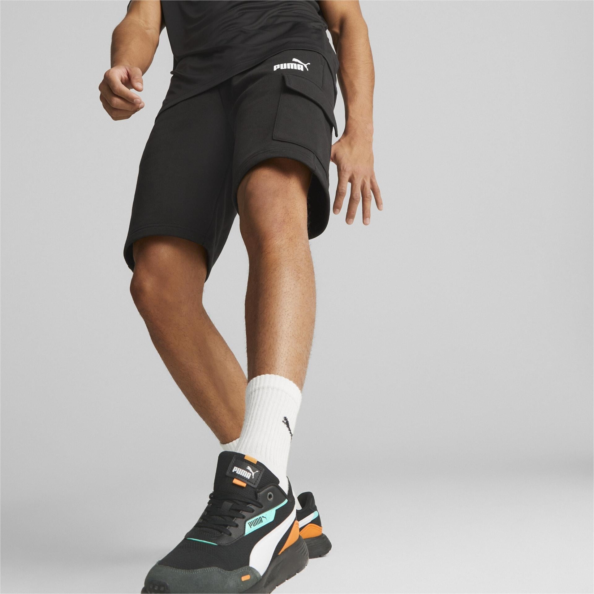 ESS CARGO SHORTS 10 673366 01 PUMA