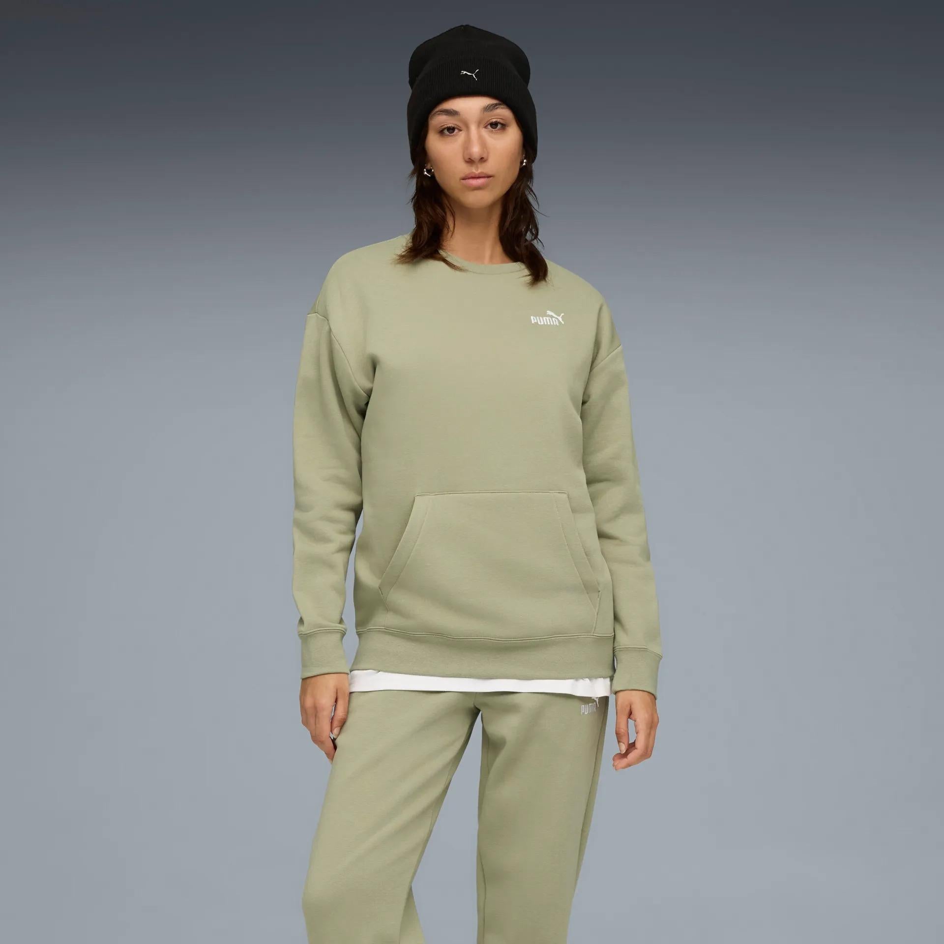 Sweat Suit Relaxed FL cl 688160 82 PUMA