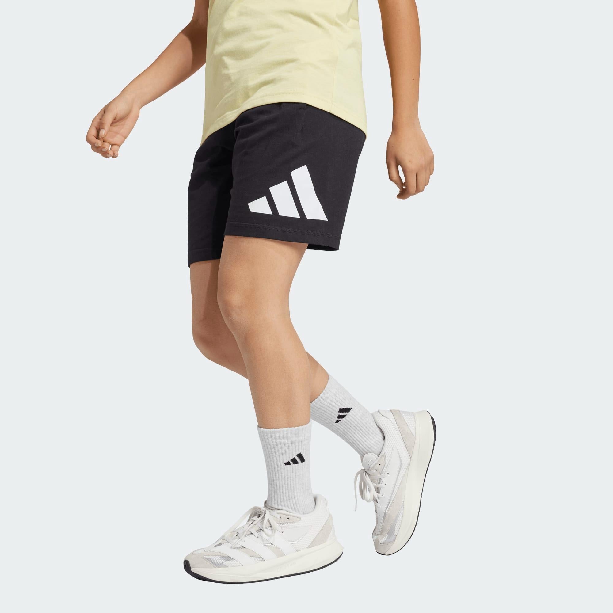 Bl Kn Sh 210 JE1391 UNI ADIDAS