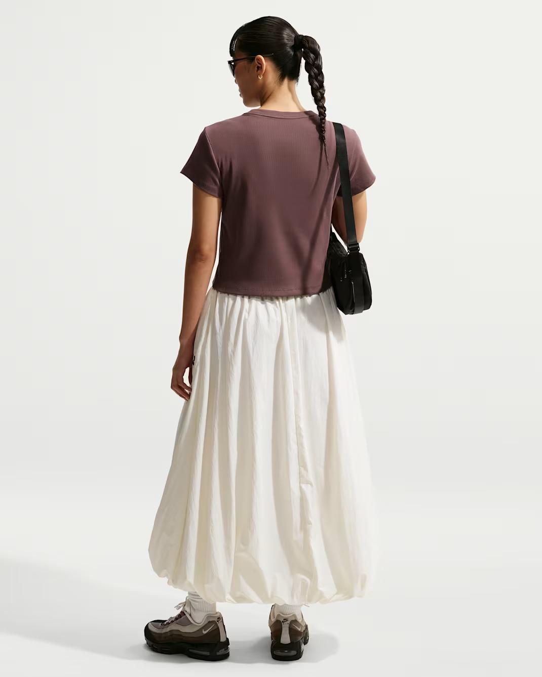 Sportswear HV4994 502 NIKE