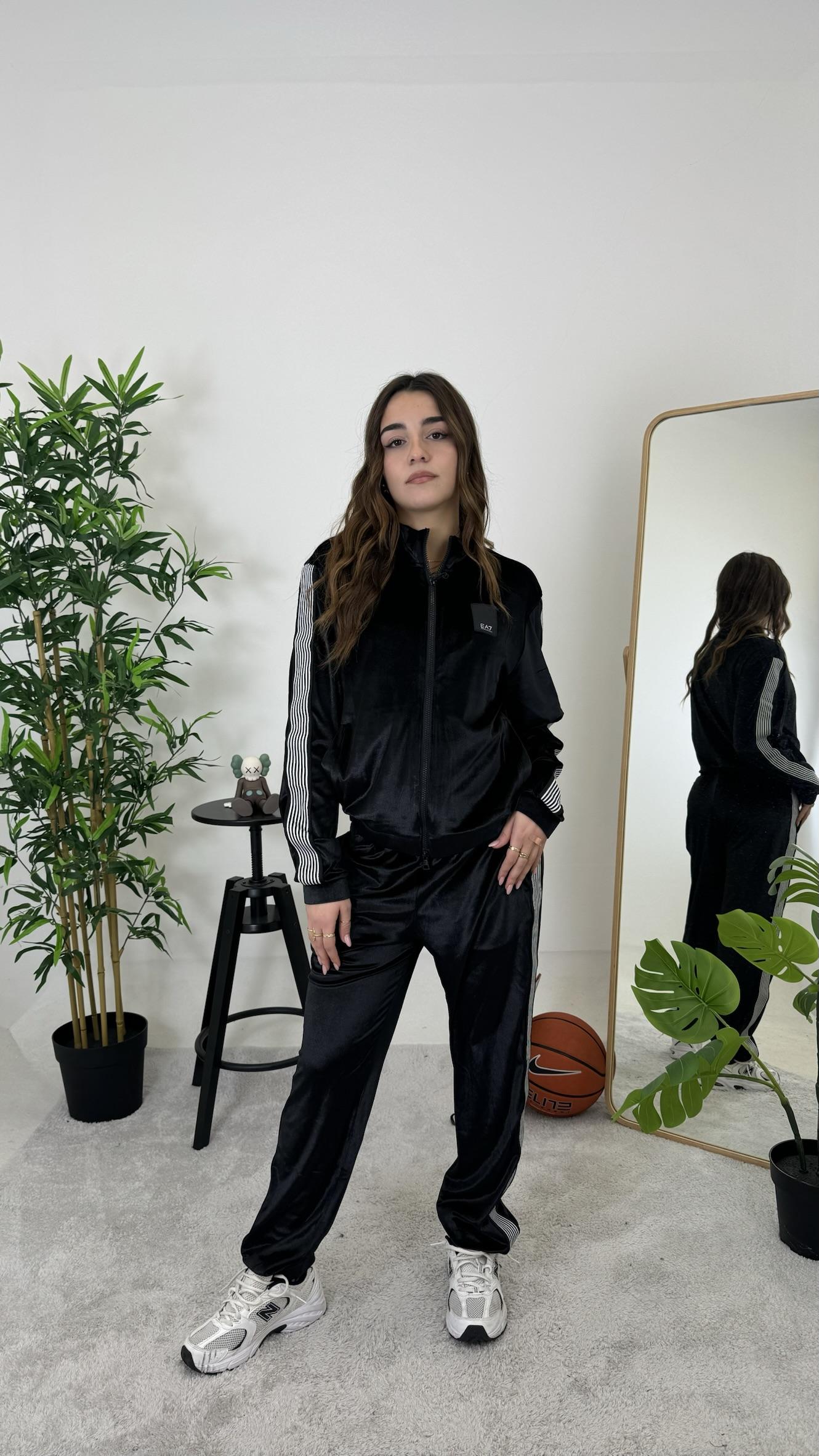 Tracksuit 6DTV64 1200 EA7