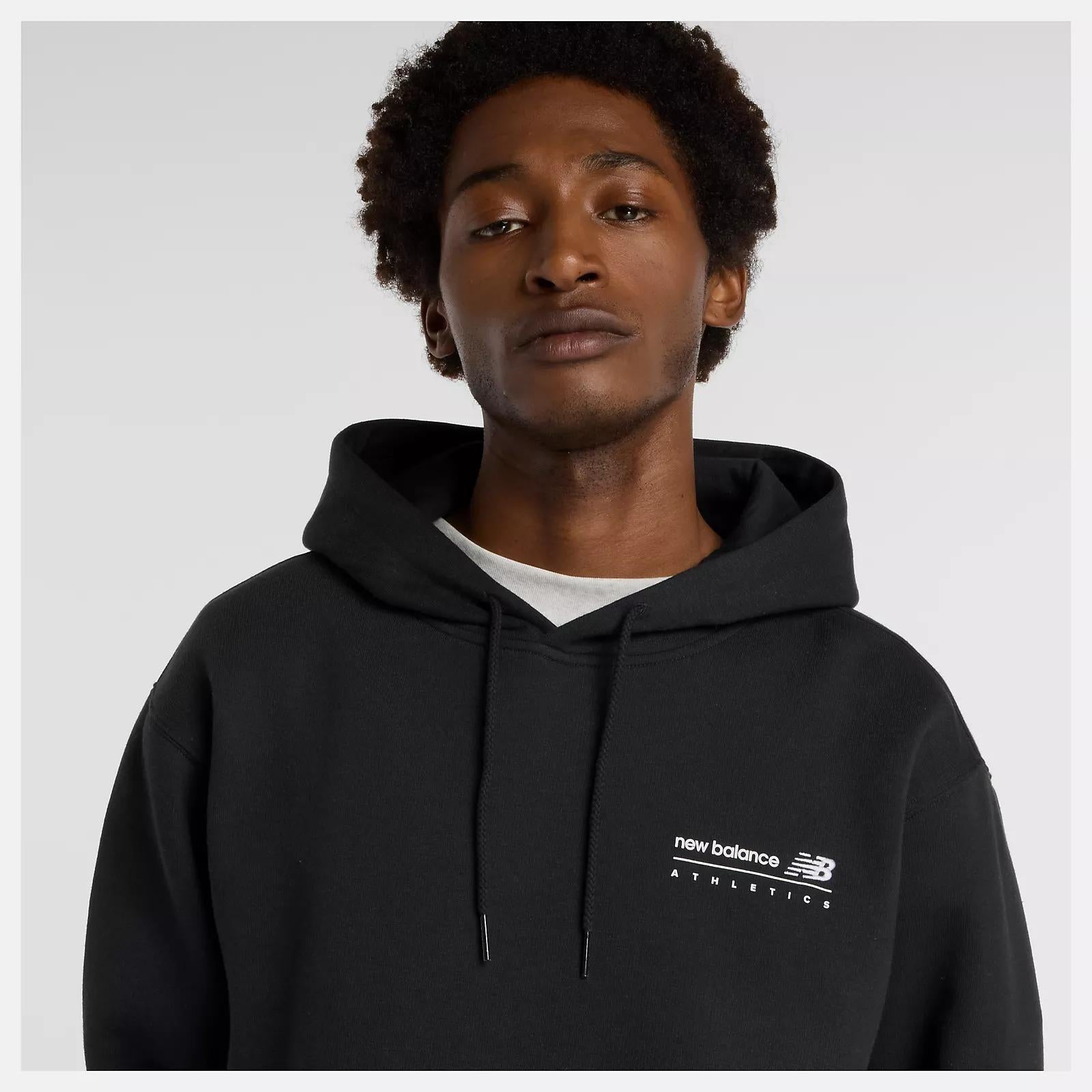 Linear Graphic Fleece Hoodie MT53528 BK NEW BALANCE