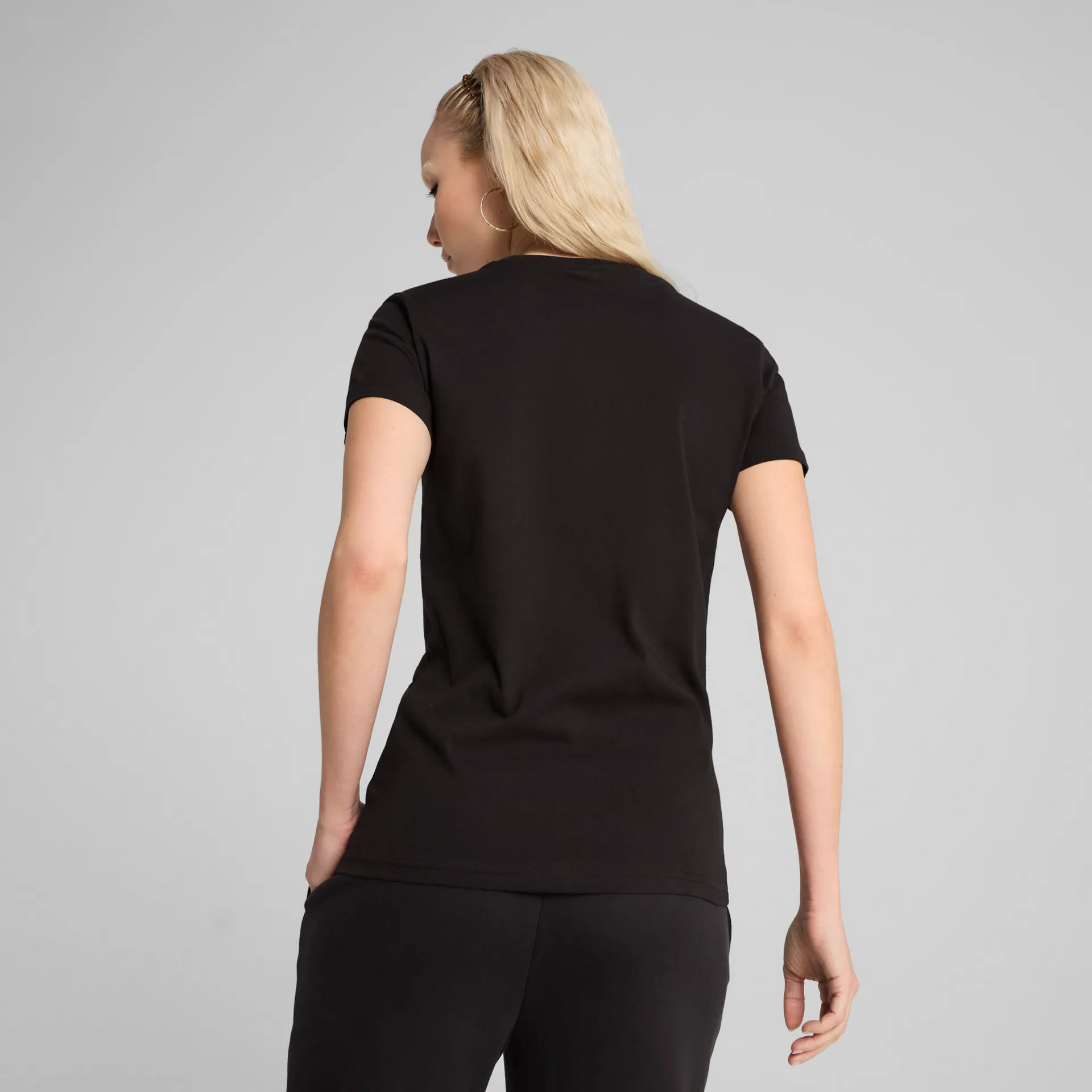 ESS Small No. 1 Logo Tee 682372 01 PUMA