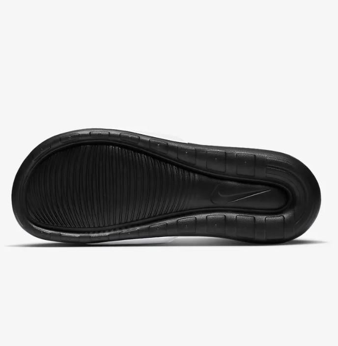 Victori one slide CN9675 005 NIKE