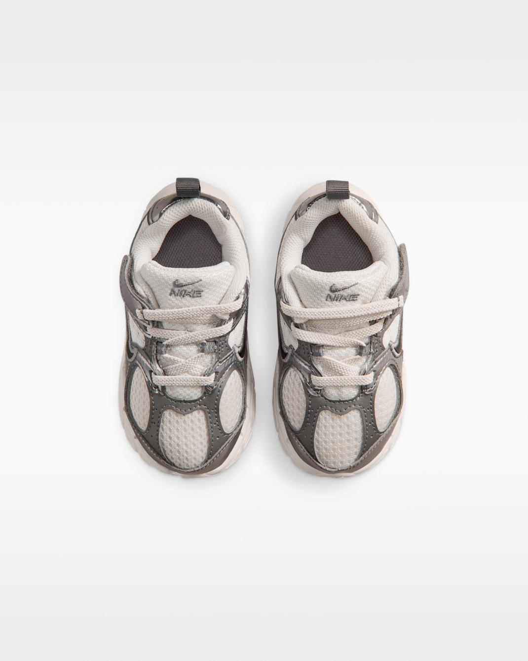 V5 Runner HQ6413 003 NIKE