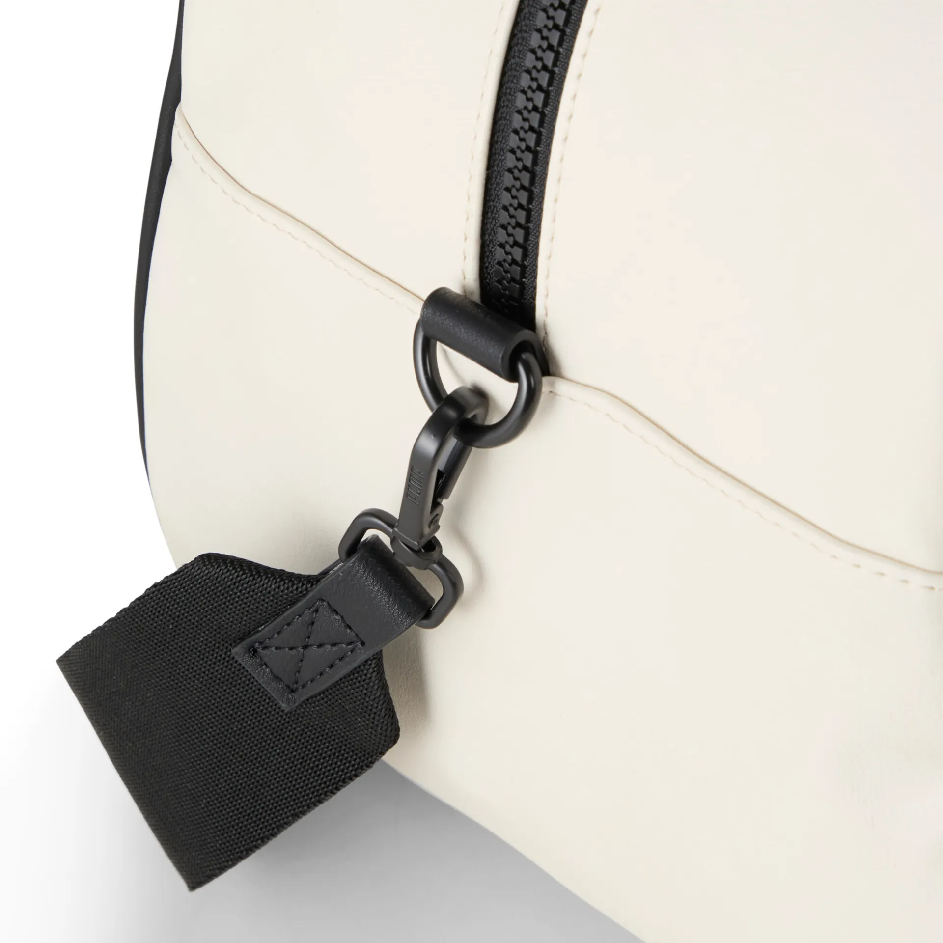 Archive Grip Bag 091136 06 PUMA