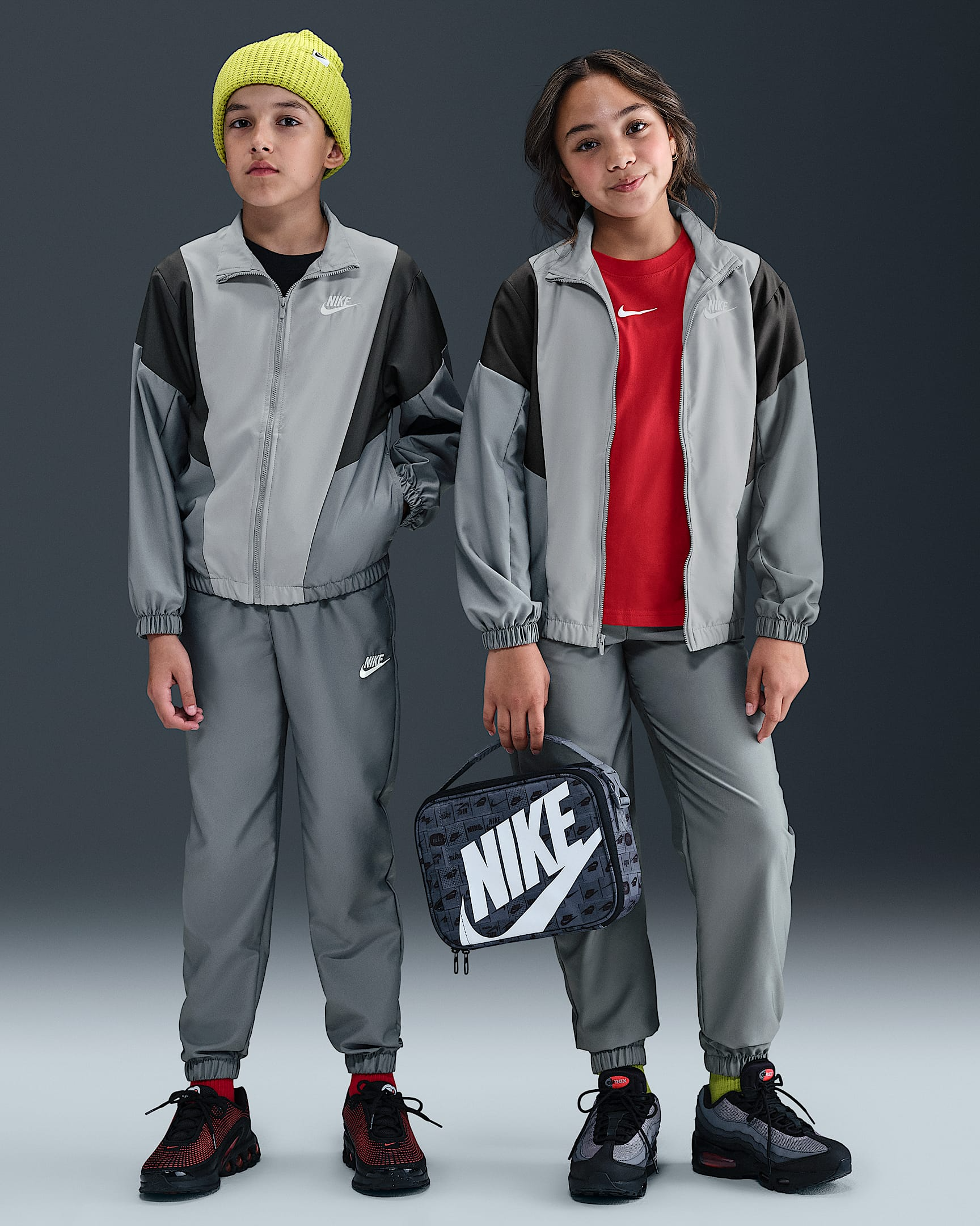 Sportswear Tuta in tessuto HQ9314 084 NIKE