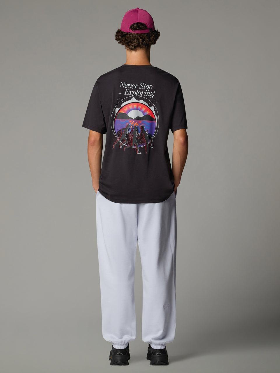 Never Stop Relaxed Tee NF0A8C3A JK31 THE NORTH FACE
