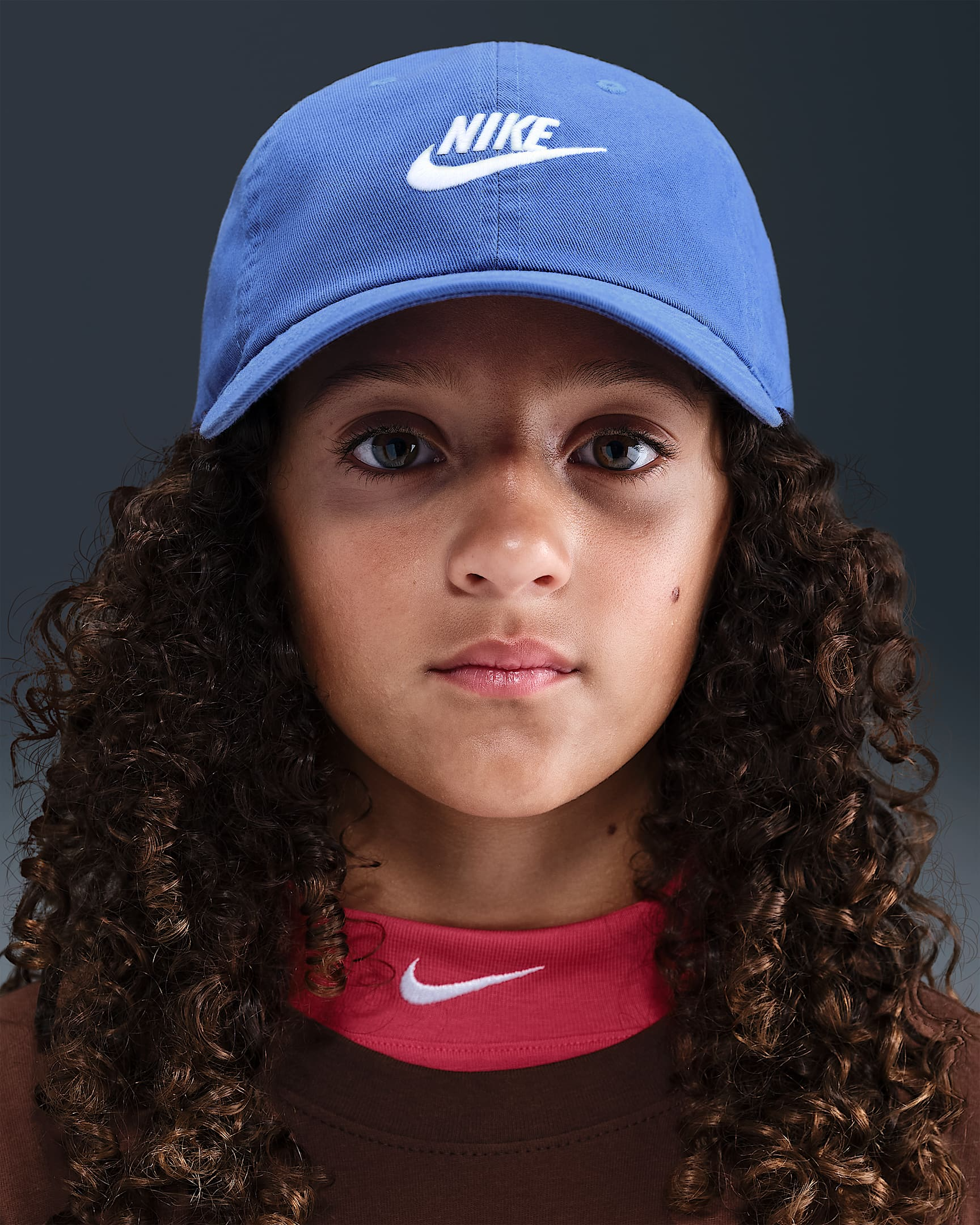 Future Curve Brim Cap 8A2902 U89 NIKE