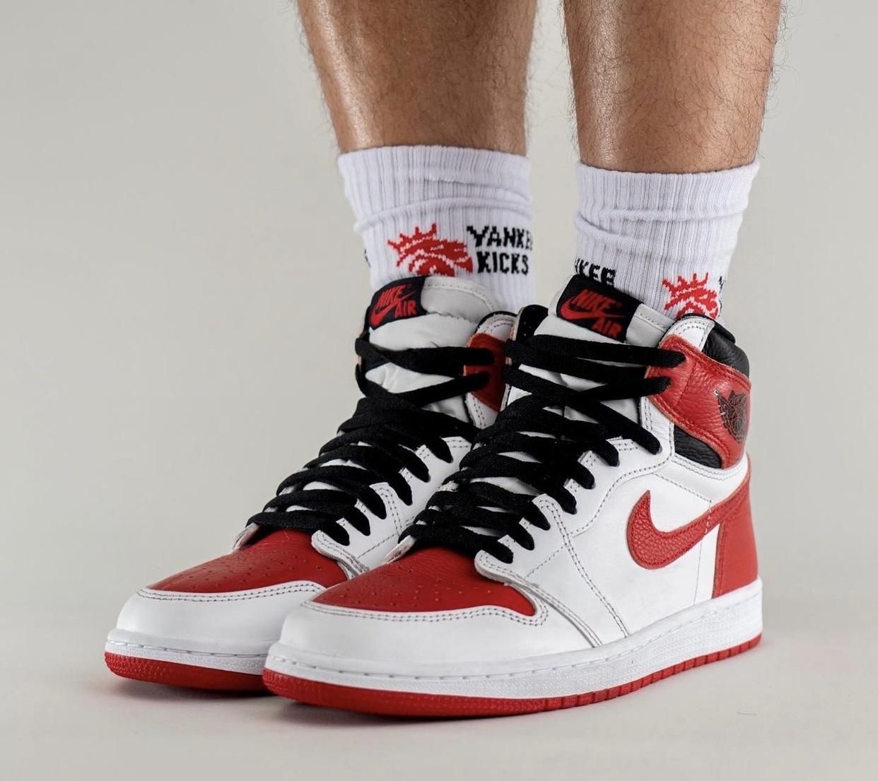 Air Jordan 1 Hi 555088 161 NIKE