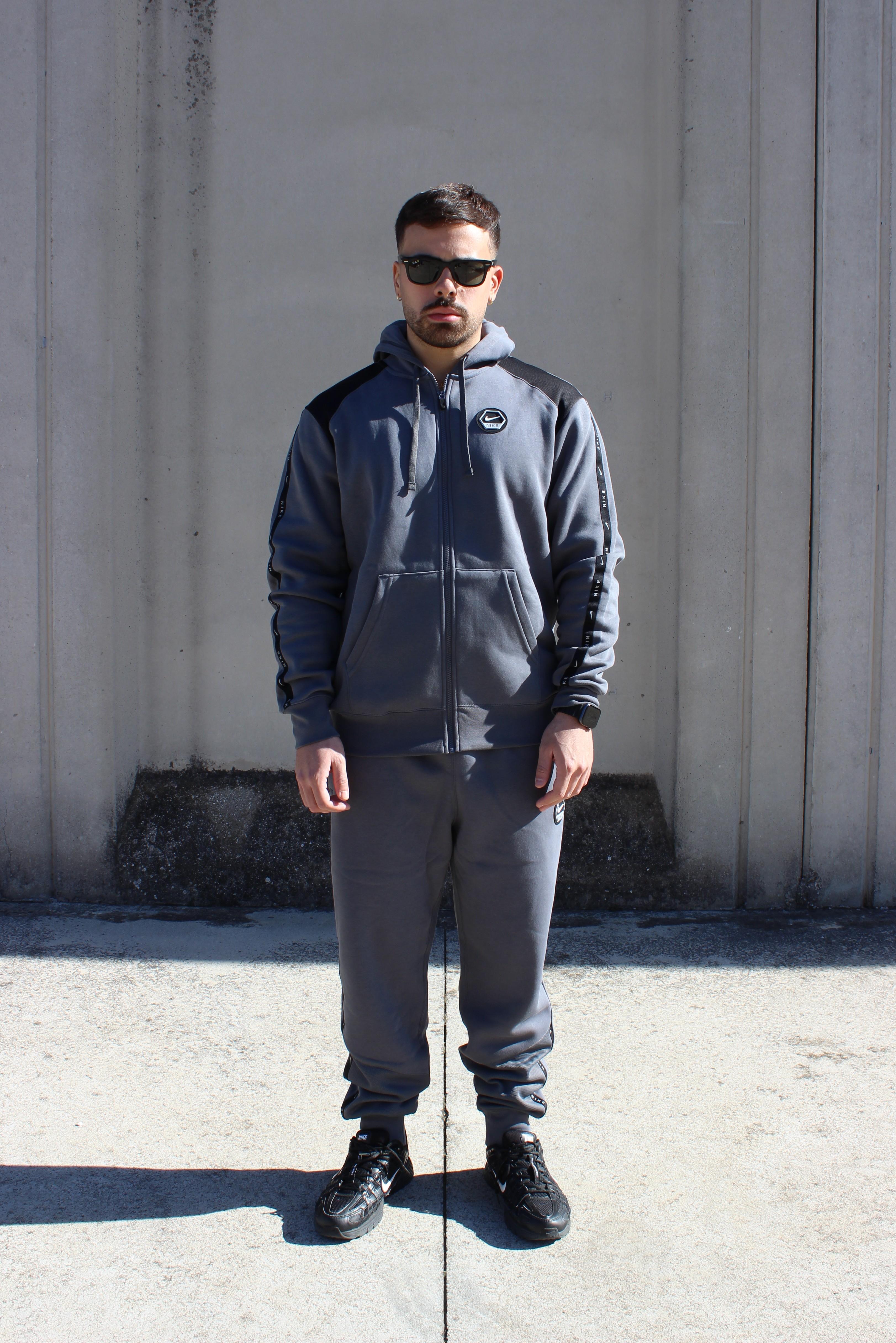 Tuta Con Cappuccio e Zip Con Cuciture A Contrasto IH4285 068 NIKE