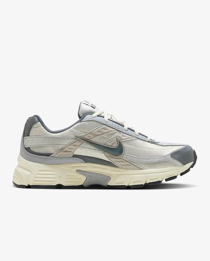 Initiator HQ1179 001 NIKE