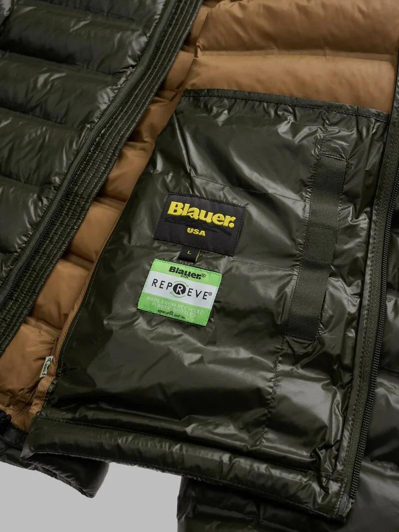 Charles M 25WBLUC02132 678TB BLAUER