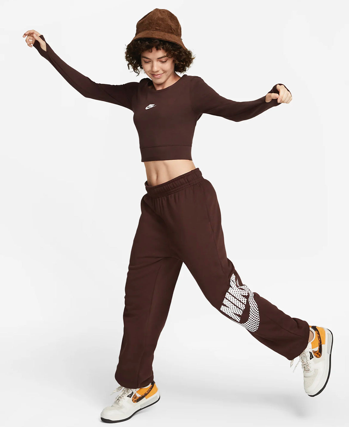 Oversized dance trousers