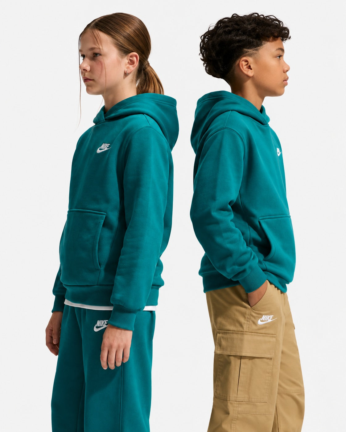 Nike Hoodie FD3000 372 NIKE 