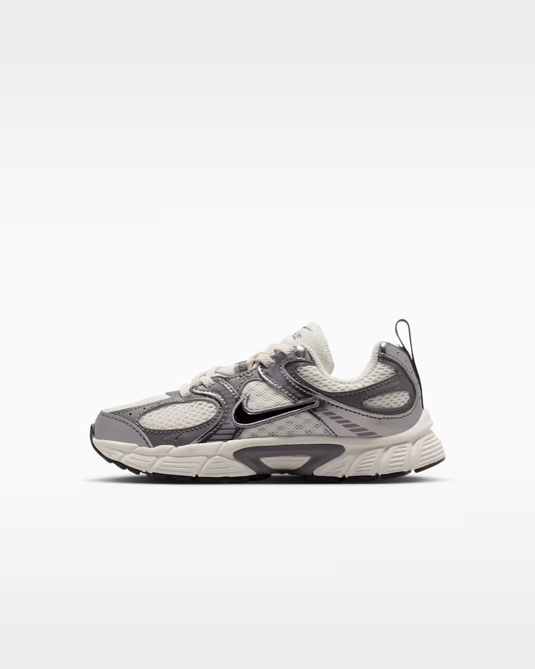 Nike V5 Runner HQ6412 003 NIKE 