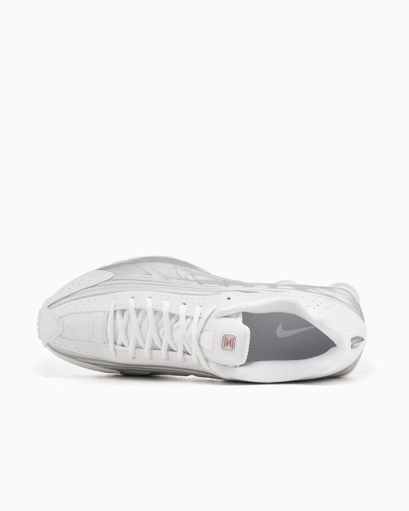 Shox R4 HQ1988 101 NIKE 