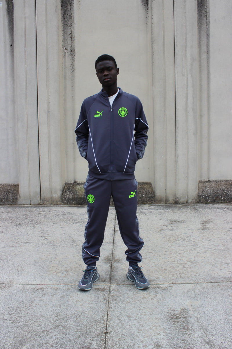 Tracksuit Anthem